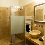 Omarais Guest House